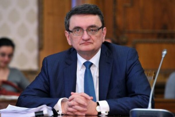 Avocatul Poporului contestă la Curtea Constituțională legea care îl impiedică pe Liviu Dragnea să fie premier